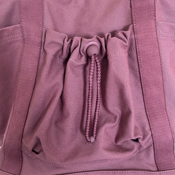 Athleta Kinetic Large Weekender Tote Bag Mauve Top Zipper Pockets Travel Sleeve - Picture 5 of 14
